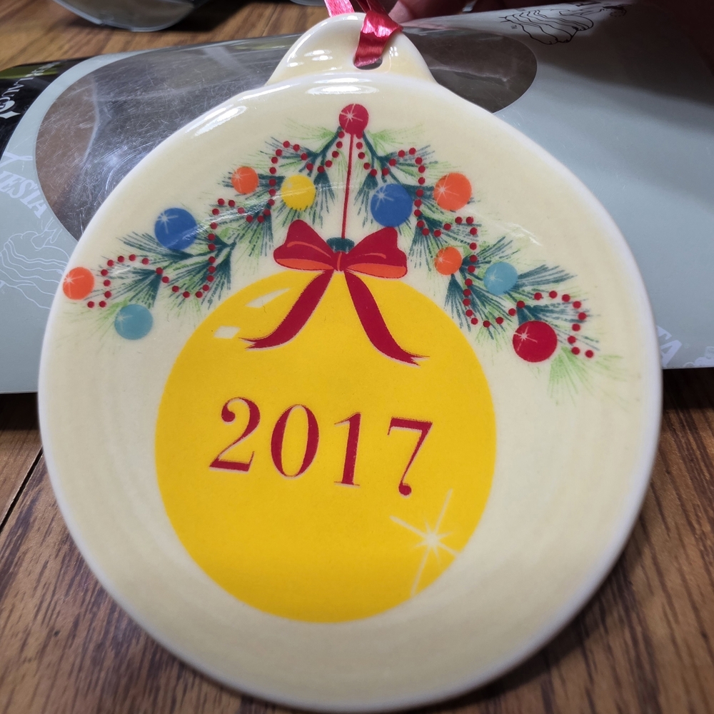 Homer Laughlin Yellow and Red Holiday Ornament